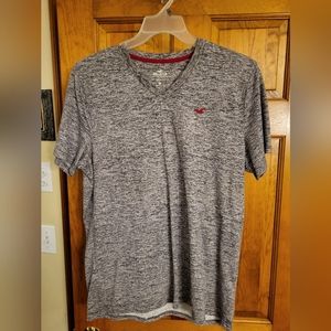 Hollister v-neck tee-shirt